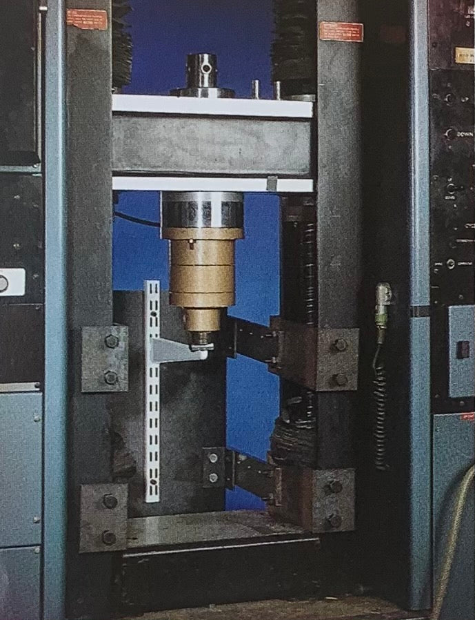 Twintrack 32mm Pitch Bracket White 27cm