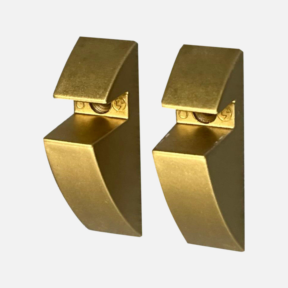 Glass Shelf Clips Rustic Gold 8mm (Pair)
